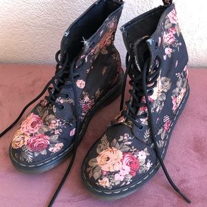 Dr. Marten Floral Canvas Boots